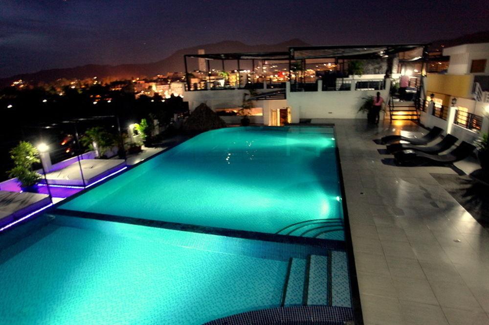 Malin Patong Hotel Exterior foto