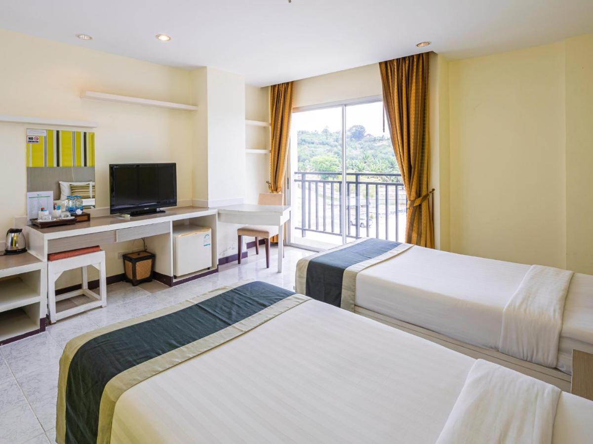 Malin Patong Hotel Exterior foto